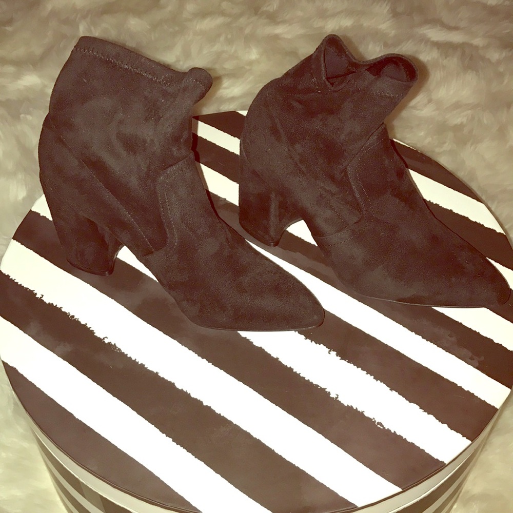 Perfect booties for a night out !